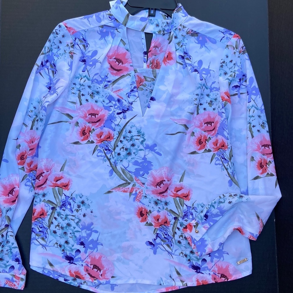 New GUESS Floral Blouse SZ S